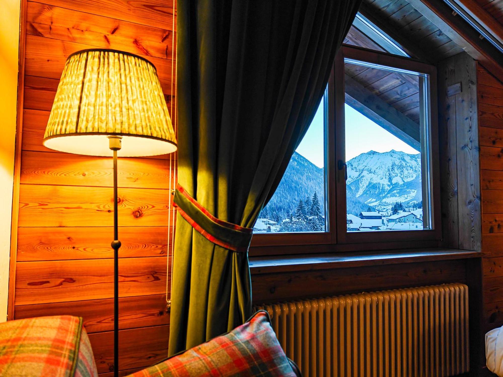 Hotel Breithorn Champoluc Kültér fotó