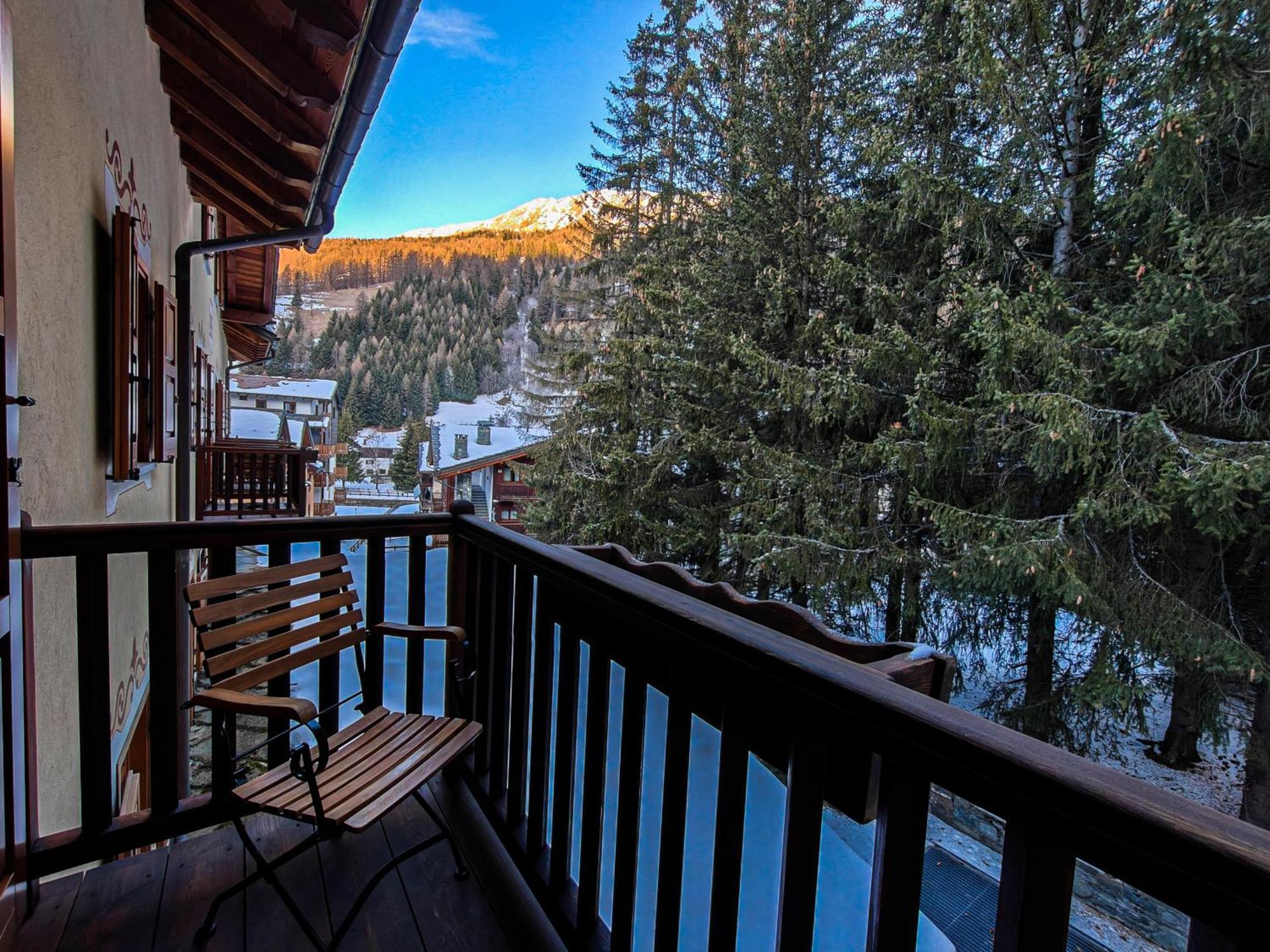 Hotel Breithorn Champoluc Kültér fotó