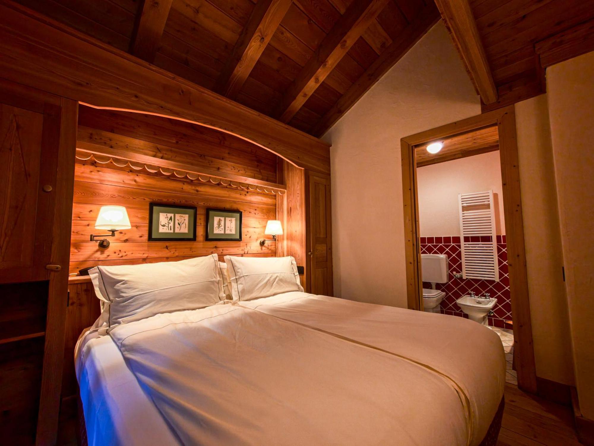 Hotel Breithorn Champoluc Kültér fotó