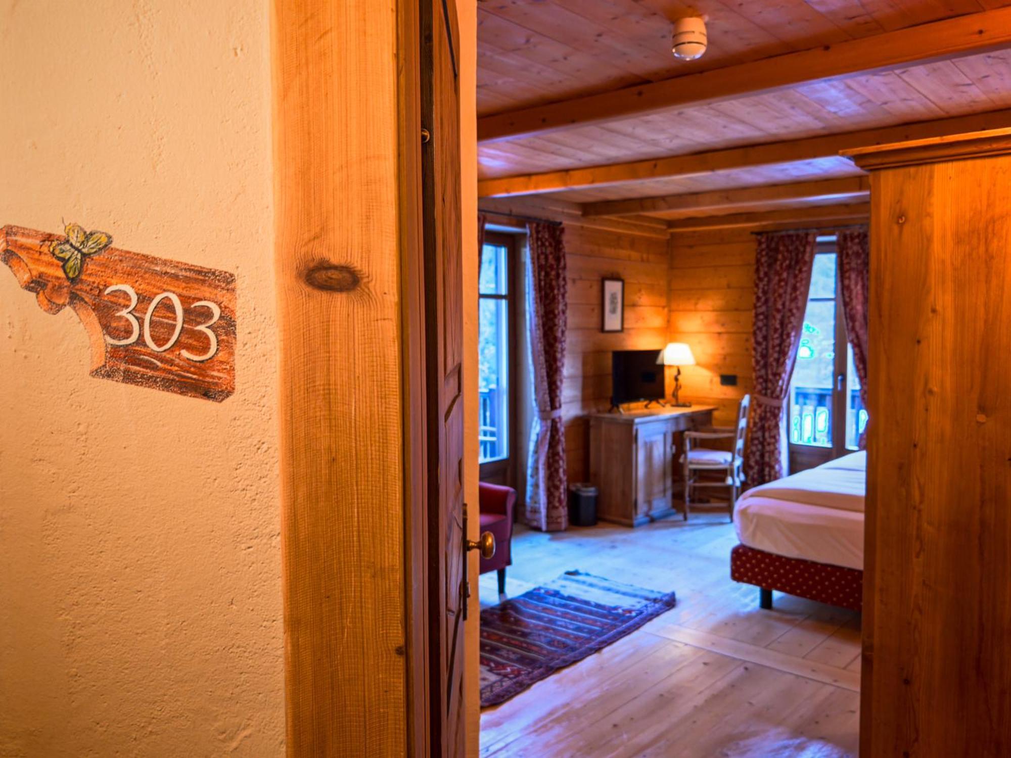 Hotel Breithorn Champoluc Kültér fotó