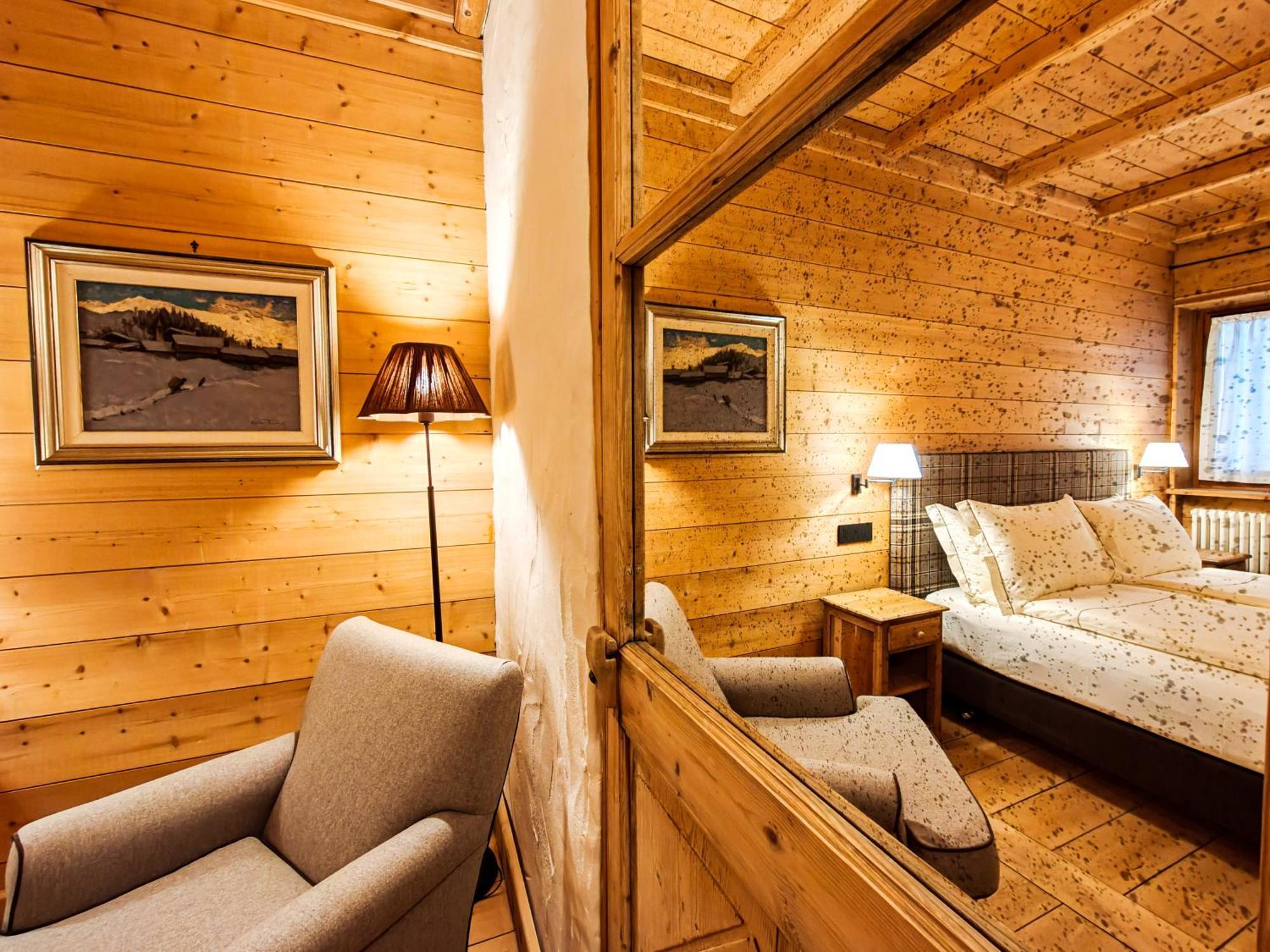 Hotel Breithorn Champoluc Kültér fotó