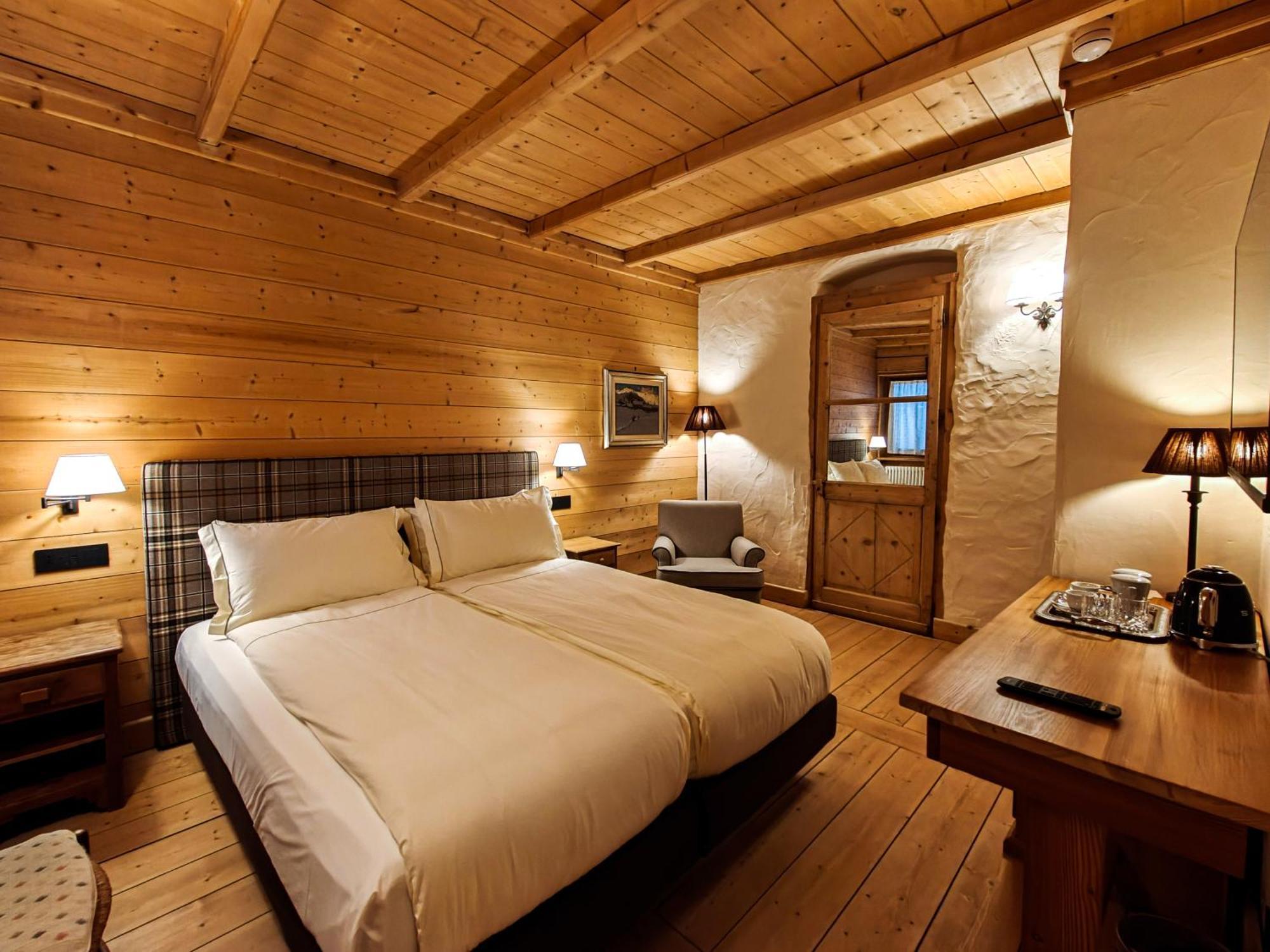 Hotel Breithorn Champoluc Kültér fotó